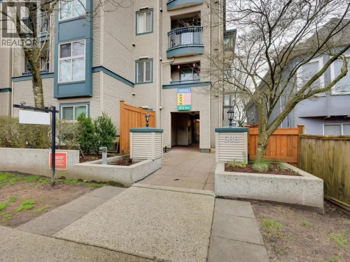 209 688 E 16TH AVENUE, Vancouver