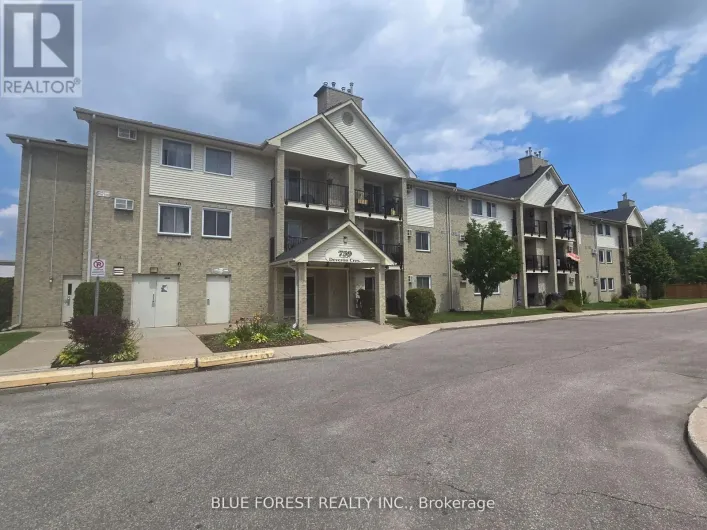 209 - 739 DEVERON CRESCENT, London South