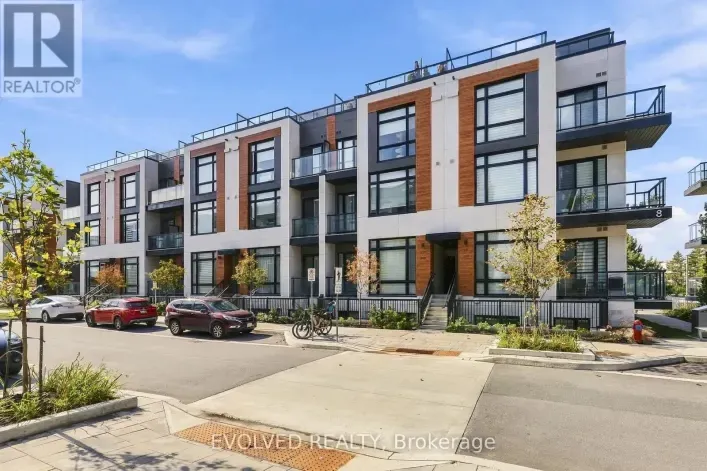 209 - 8 STECKLEY HOUSE LANE, Richmond Hill