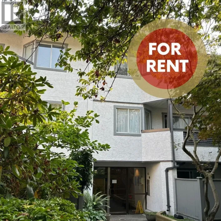 209 809 W 16TH STREET, North Vancouver