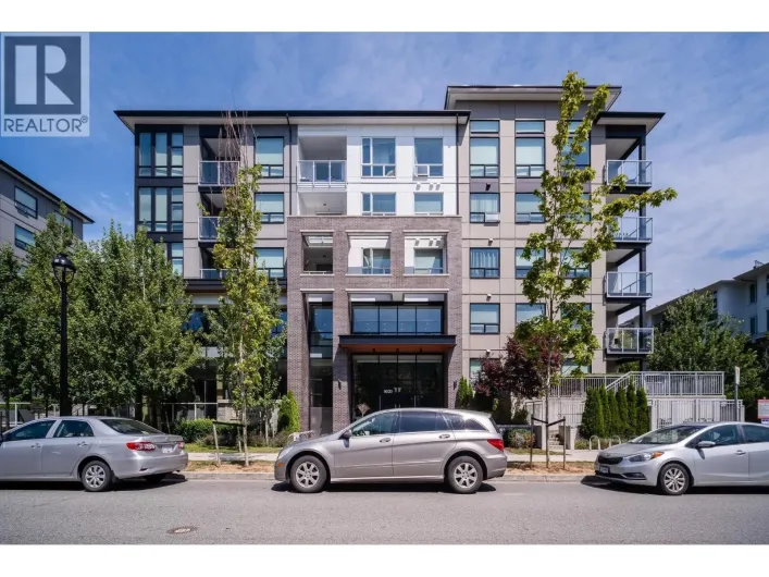 209 9233 ODLIN ROAD, Richmond