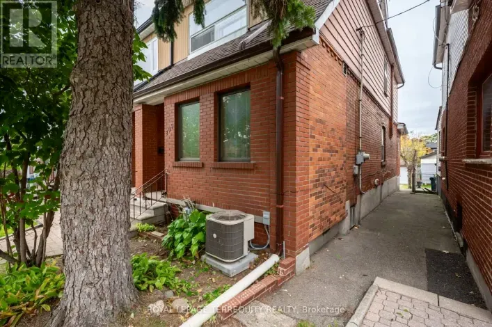 209 CALEDONIA ROAD, Toronto
