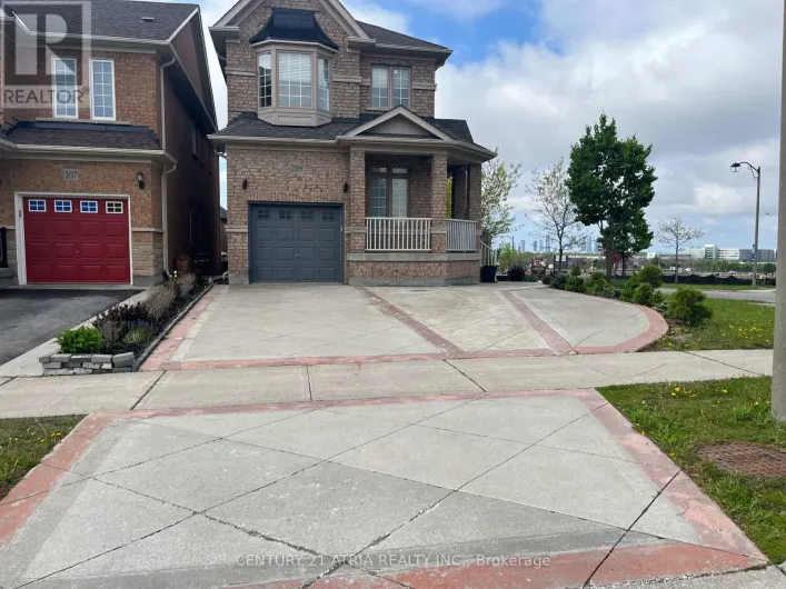 209 DISTRICT AVENUE, Vaughan