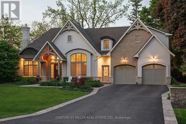 209 DONESSLE DRIVE, Oakville