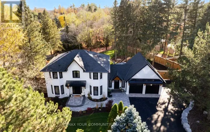 209 HEATHWOOD HEIGHTS DRIVE, Aurora