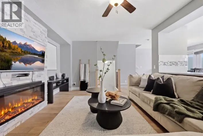 209 Hillcrest Gardens SW, Airdrie