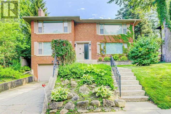 209 LYTTON BOULEVARD, Toronto