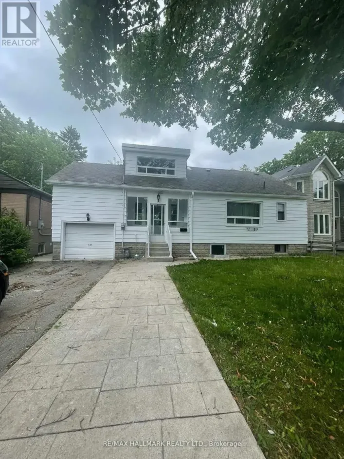 209 PLEASANT AVENUE, Toronto