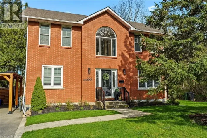 209 RIFLE RANGE Road, Hamilton