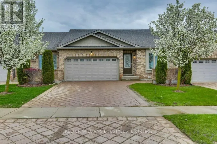 2090 DENVIEW AVENUE, London North