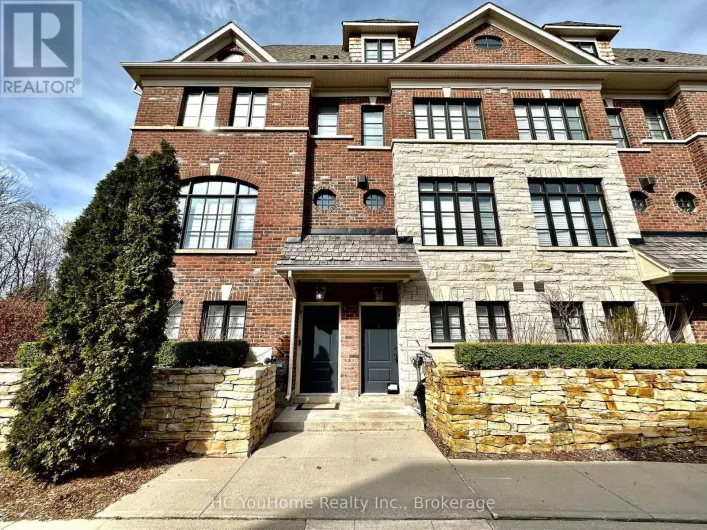 2097 QUEENSBOROUGH GATE, Mississauga