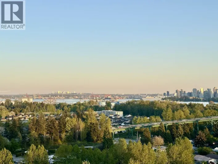 20C 338 TAYLOR WAY, West Vancouver