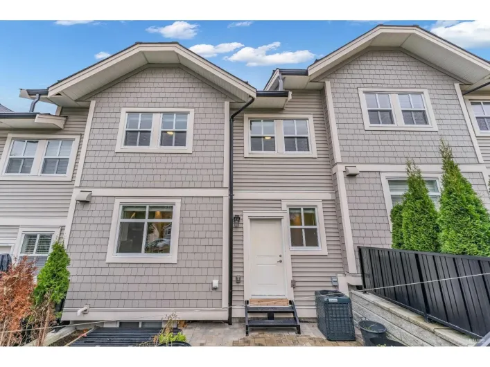 21 10488 124 STREET, Surrey