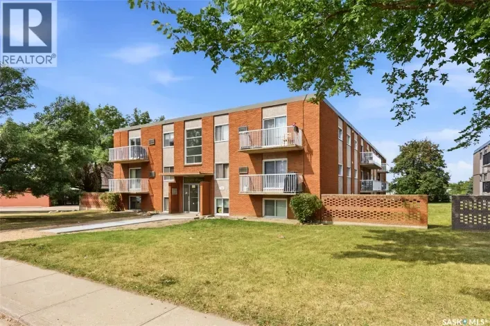 Apartment for sale: 21 106 104th STREET E, Saskatoon