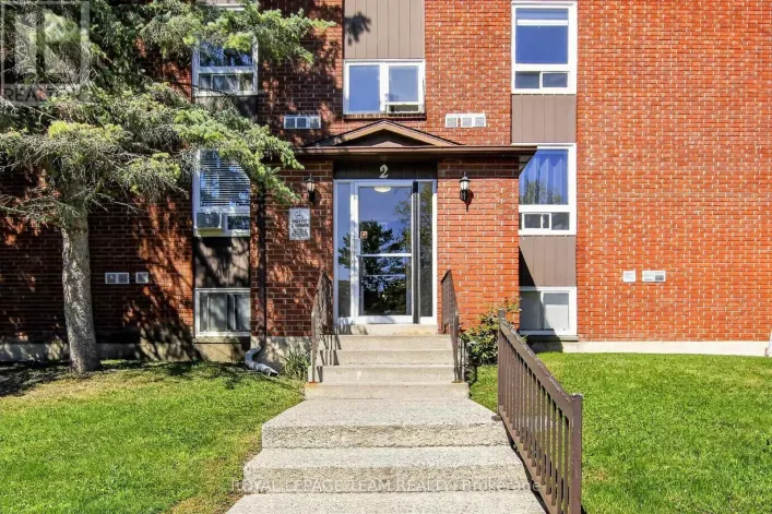 21 - 2 CHARLOTTE PLACE, Brockville