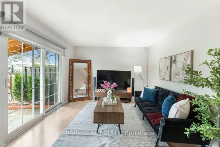 21 - 2006 MARTIN GROVE ROAD, Toronto