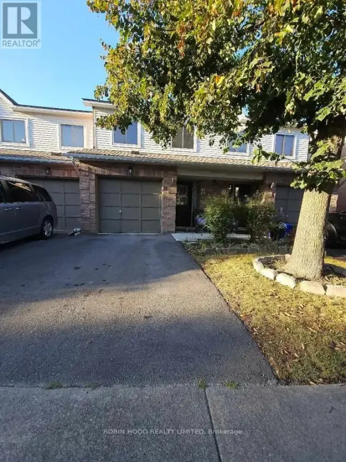 21 - 26 MOSS BOULEVARD, Hamilton