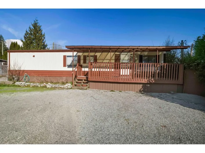 21 34519 LOUGHEED HIGHWAY, Mission