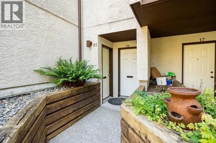 21 385 GINGER DRIVE, New Westminster