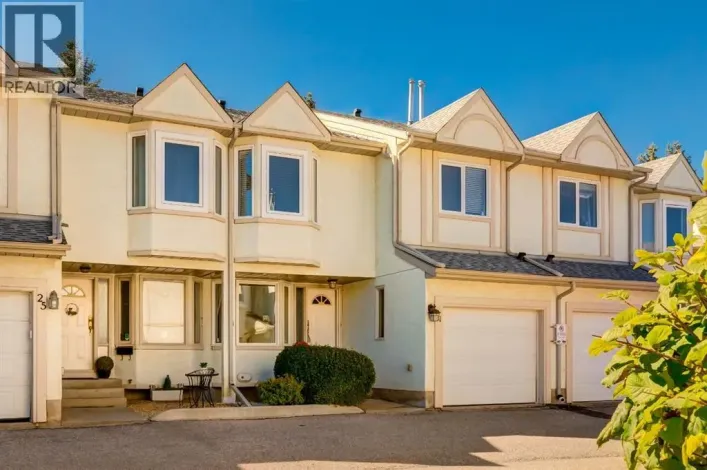 21, 468 Woodbine Boulevard SW, Calgary