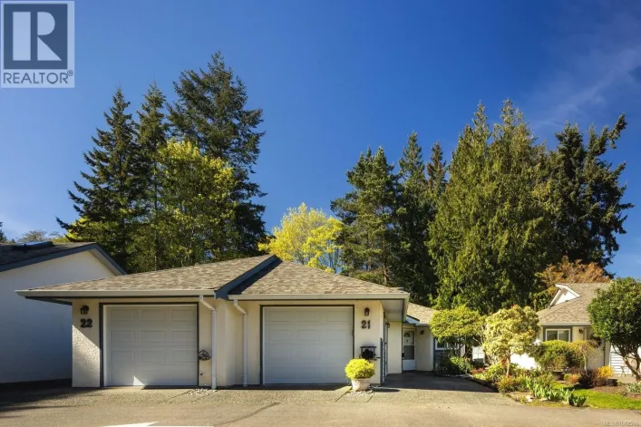 21 5156 Cordova Bay Rd, Saanich