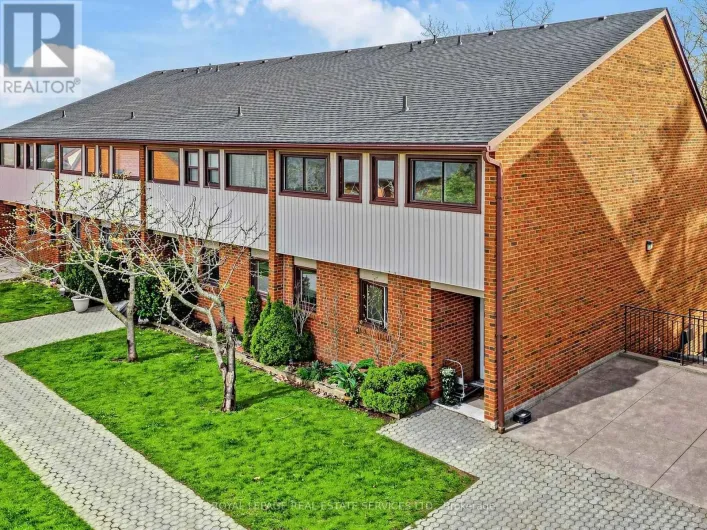 21 - 530 FALGARWOOD DRIVE, Oakville