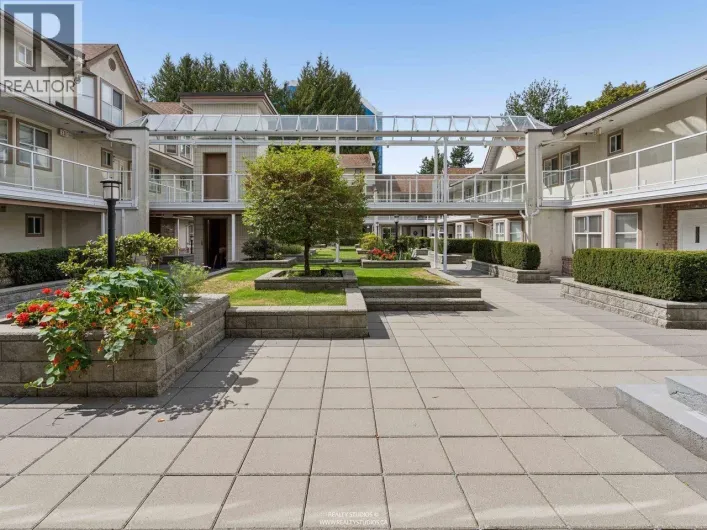 21 5575 PATTERSON AVENUE, Burnaby