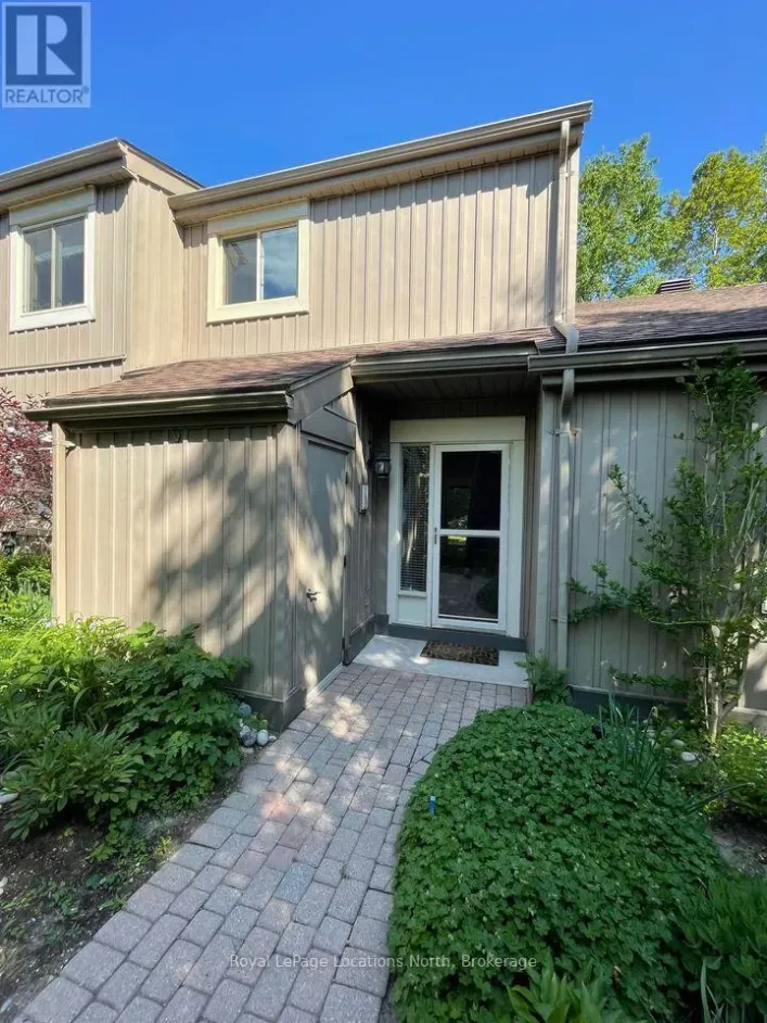 21 - 581 OXBOW CRESCENT, Collingwood