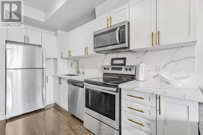 21 - 630 ROGERS ROAD, Toronto