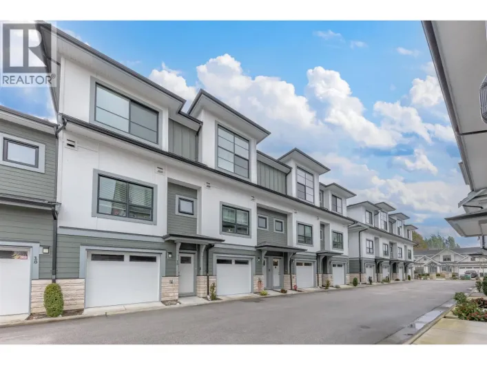 21 7168 LYNNWOOD DRIVE, Richmond