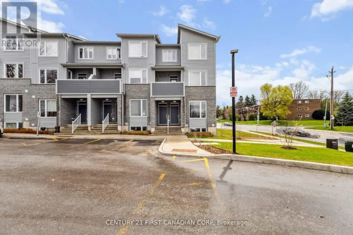 21 - 990 DEVERON CRESCENT, London South