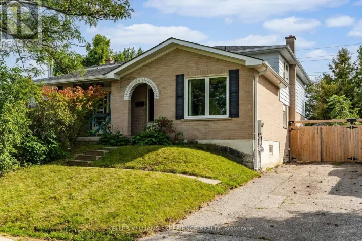 21 B COLLEGE CRESCENT, Barrie