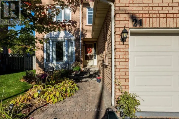 21 BARWICK DRIVE, Barrie