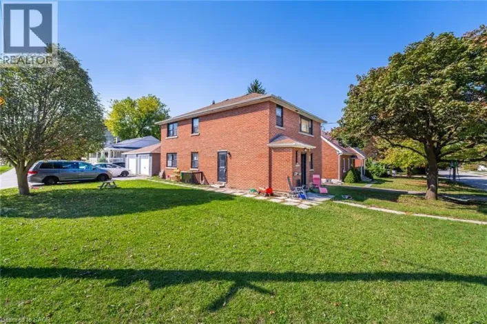 21 BEVERLEY Street Unit# (LOWER), Waterloo