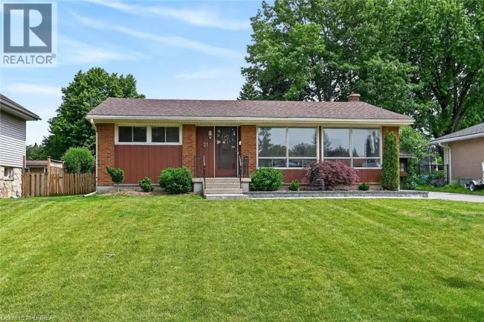 21 BRIER Crescent, Brantford
