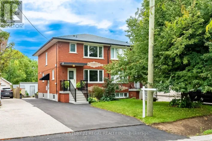 21 BURLINGAME ROAD, Toronto