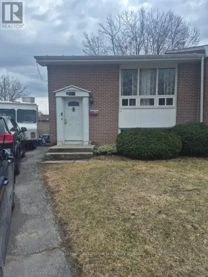 21 CAMDEN COURT, Kingston