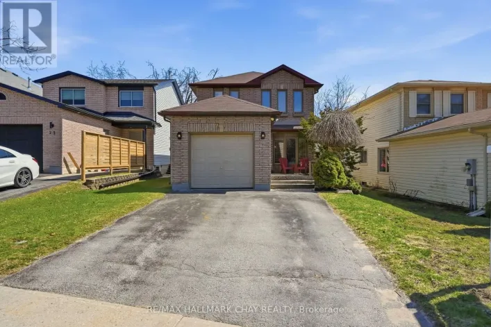 21 CARR DRIVE, Barrie