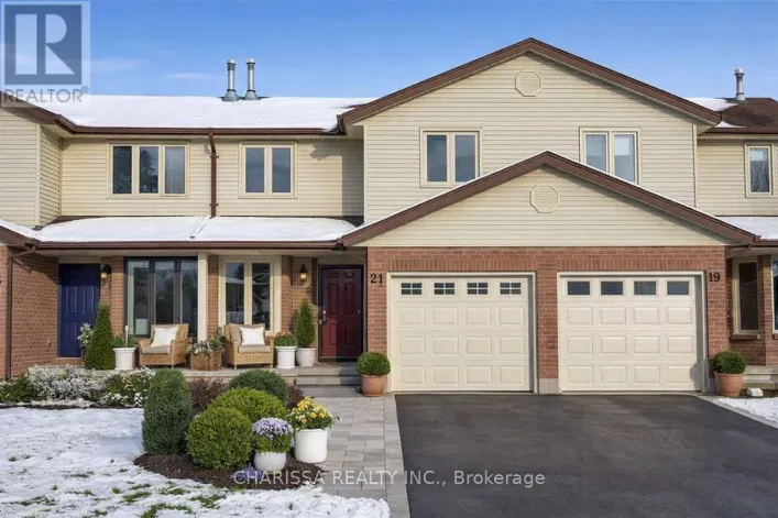 21 CONESTOGA ROAD, Woodstock