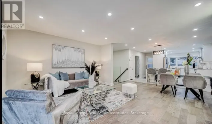 21 DAVISTOW CRESCENT, Toronto