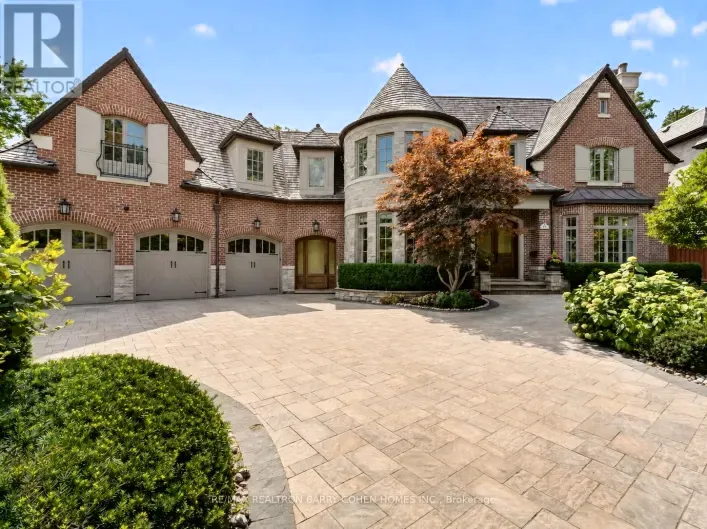 House for sale: 21 DON RIDGE DRIVE, Toronto