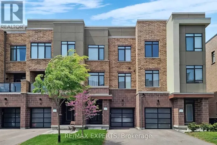 21 FANCAMP DRIVE, Vaughan