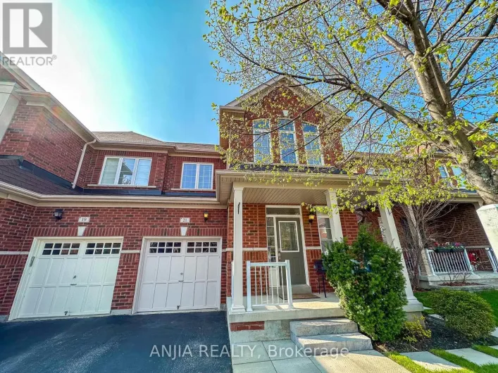 21 FITZROY AVENUE, Markham