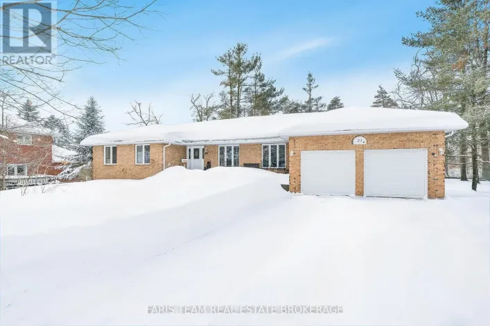 21 FOREST HILL DRIVE, Springwater