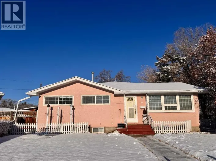 21 Freemont Close, Red Deer