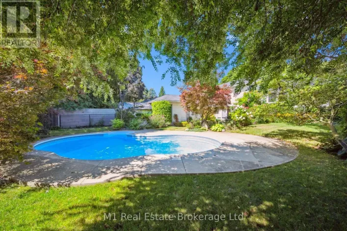 21 GLADSTONE AVENUE, Guelph