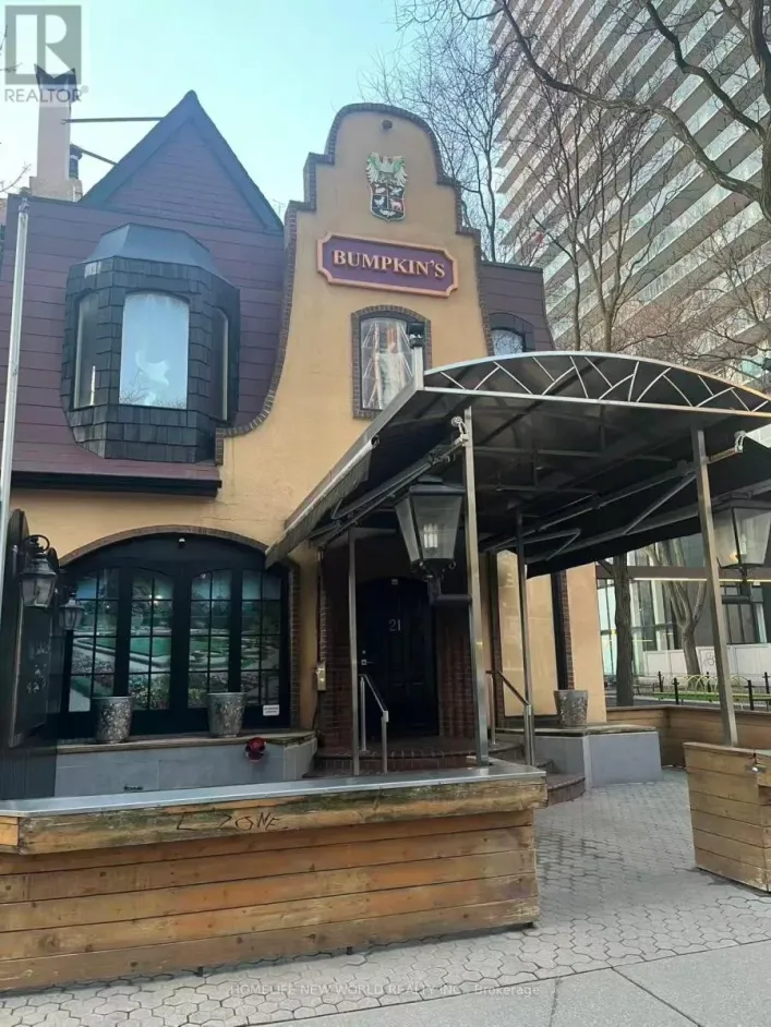 21 GLOUCESTER STREET, Toronto