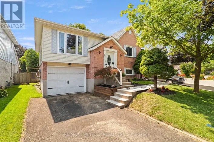 21 GOLDEN MEADOW CRESCENT, Kitchener