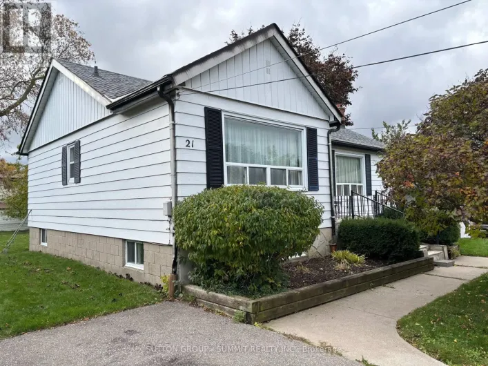 21 GRACE STREET, Toronto