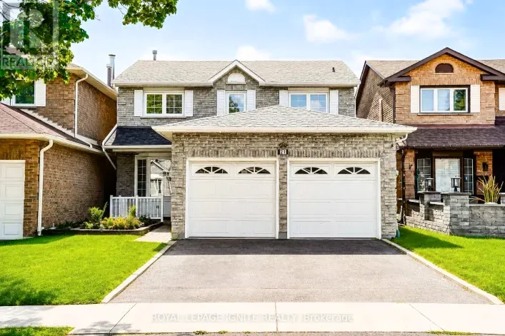 House for sale: 21 HALFMOON SQUARE, Toronto
